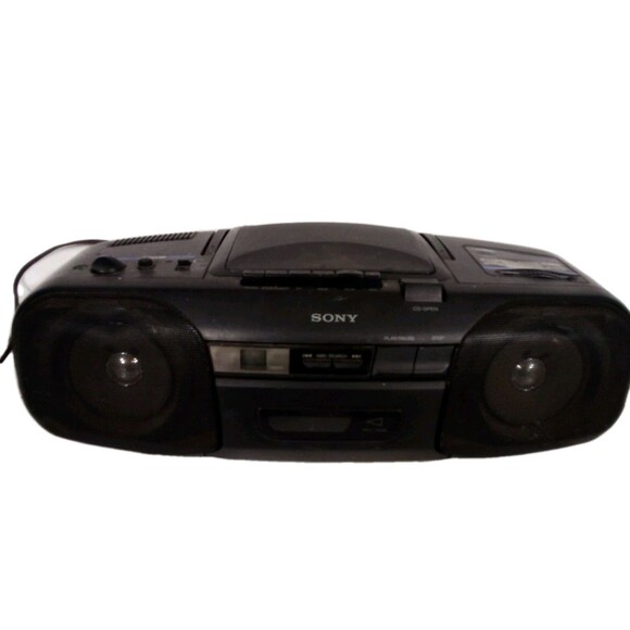 Sony Gfd 82 Boombox/Cd/Cassette Tested And Works Broken Antenna Used Condition - Picture 1 of 16